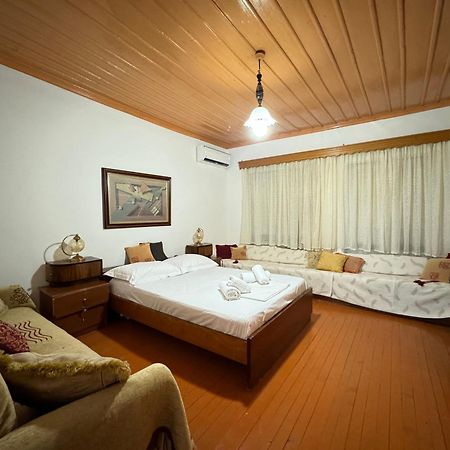 Hotel Grandpas House Gjirokastër Esterno foto