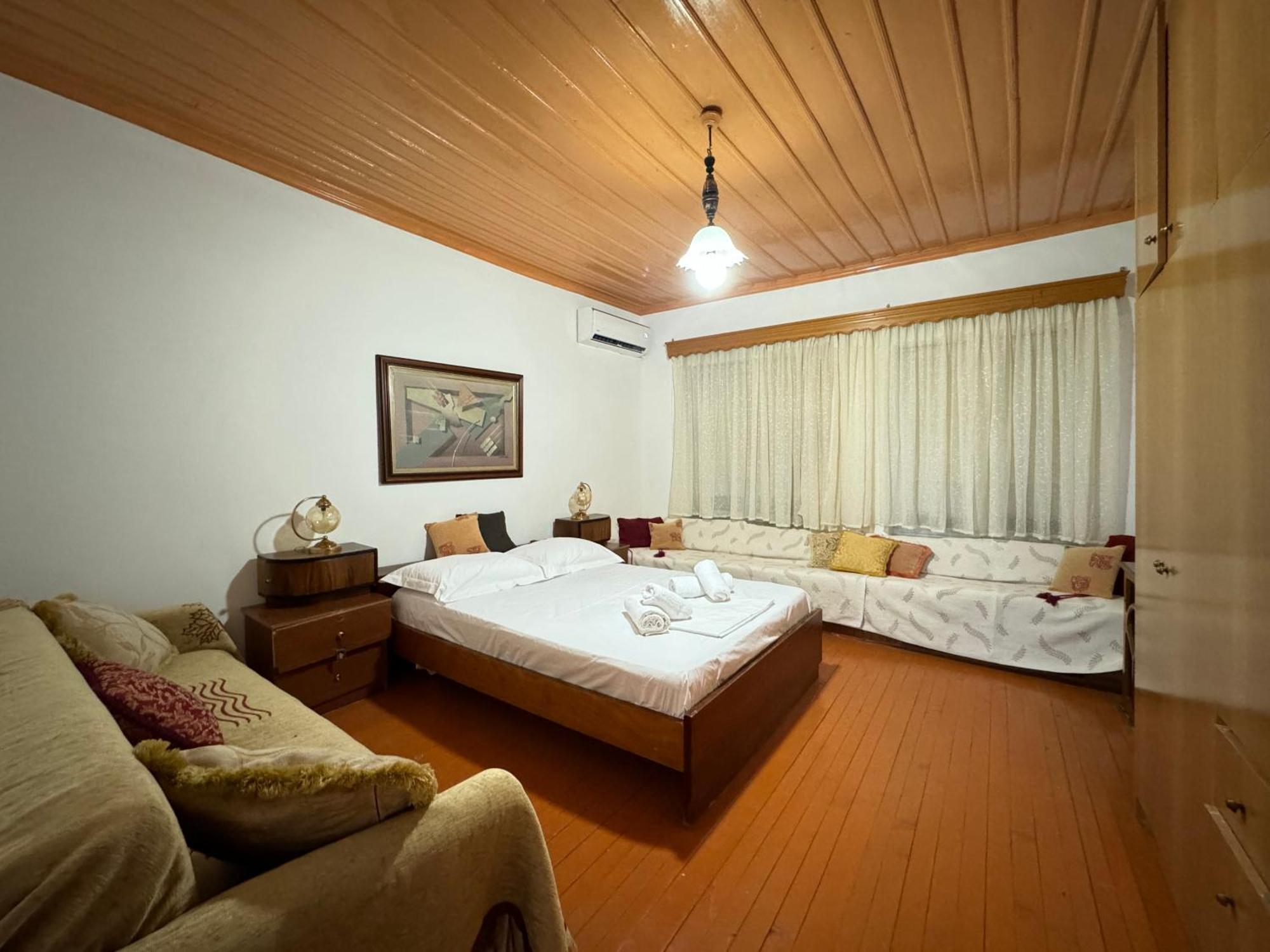 Hotel Grandpas House Gjirokastër Esterno foto