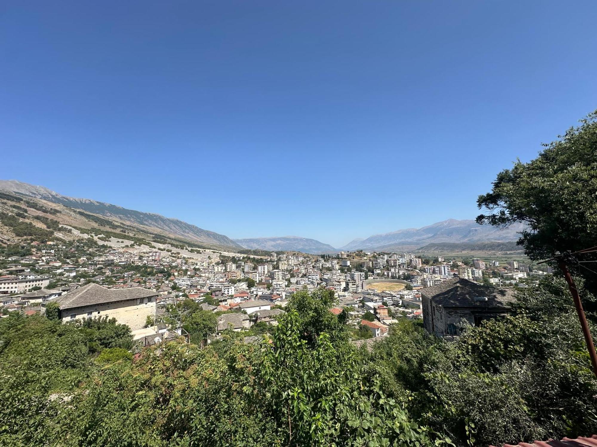 Hotel Grandpas House Gjirokastër Esterno foto