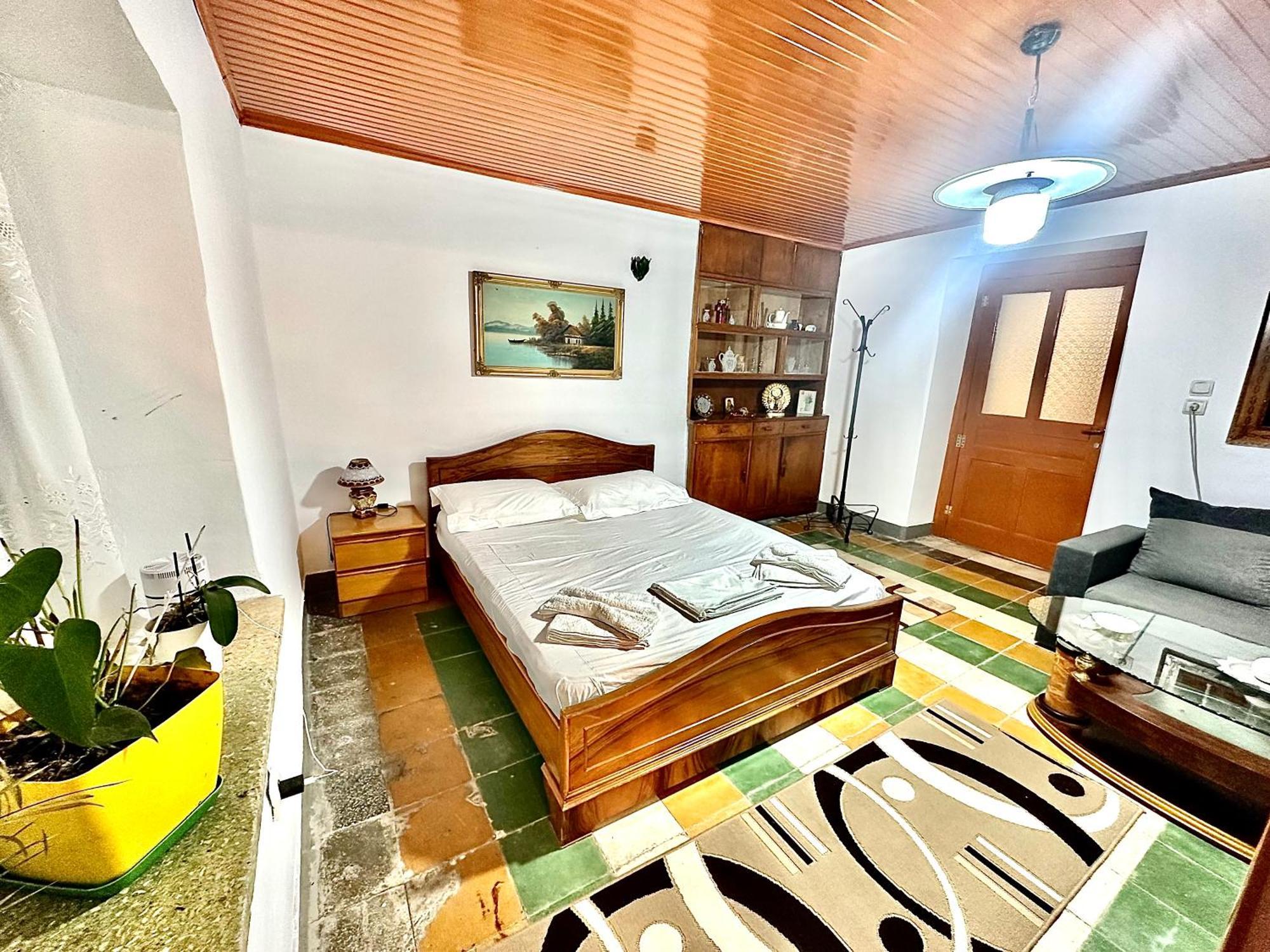 Hotel Grandpas House Gjirokastër Esterno foto