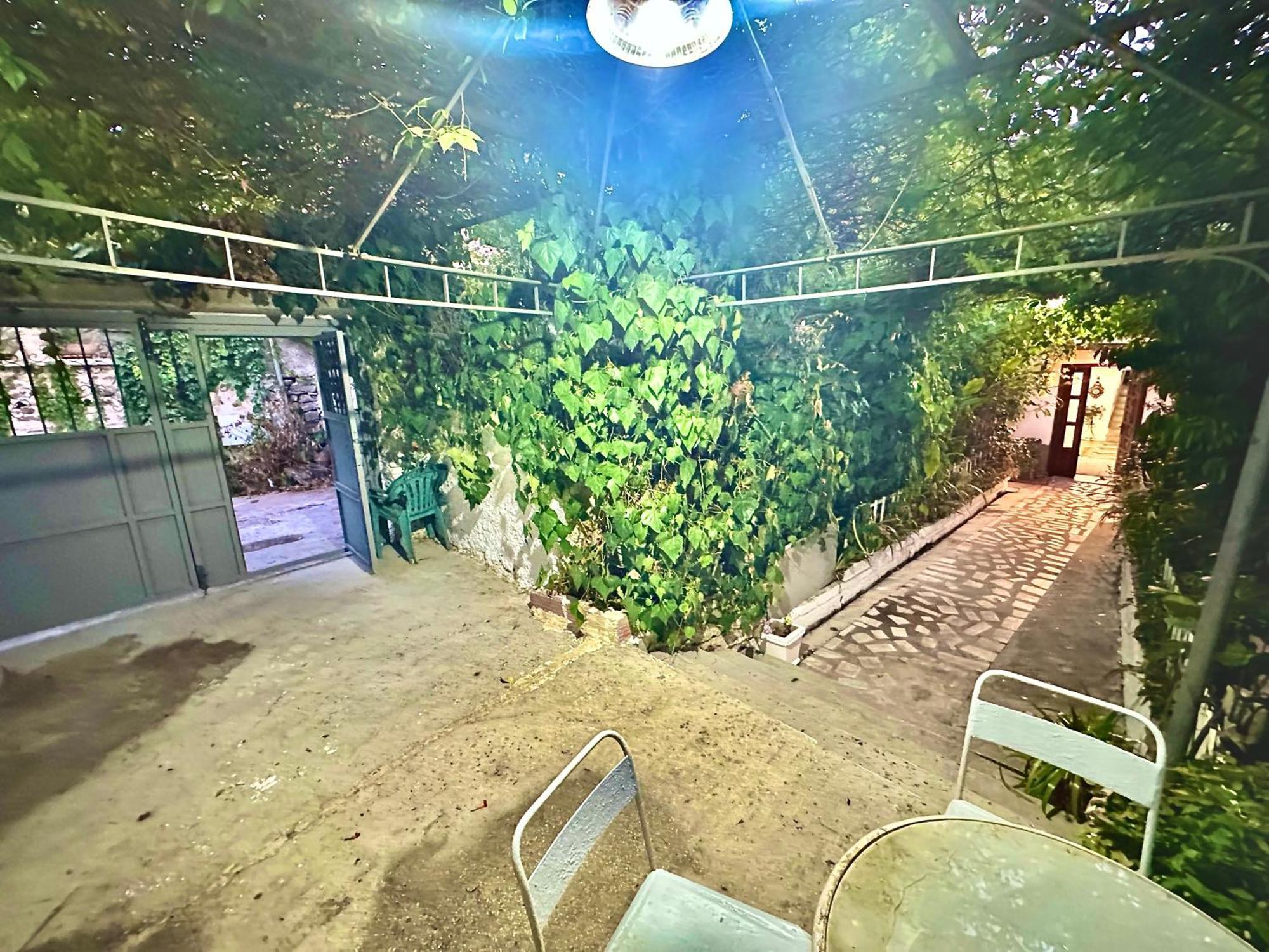 Hotel Grandpas House Gjirokastër Esterno foto