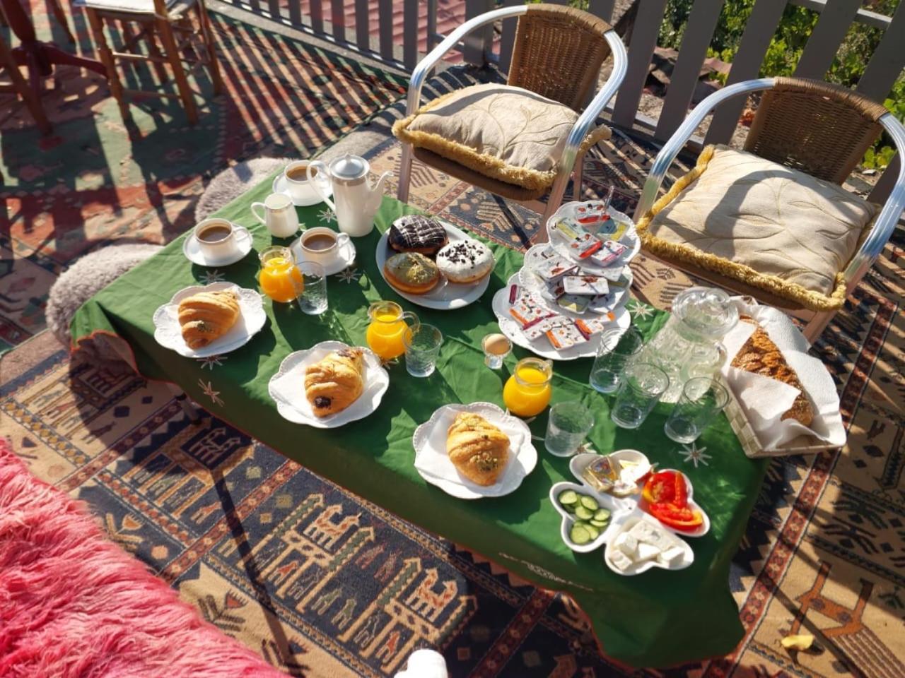 Hotel Grandpas House Gjirokastër Esterno foto